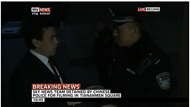 Corespondent al postului Sky News, retinut in Piata Tiananmen in timpul unei transmisiuni directe