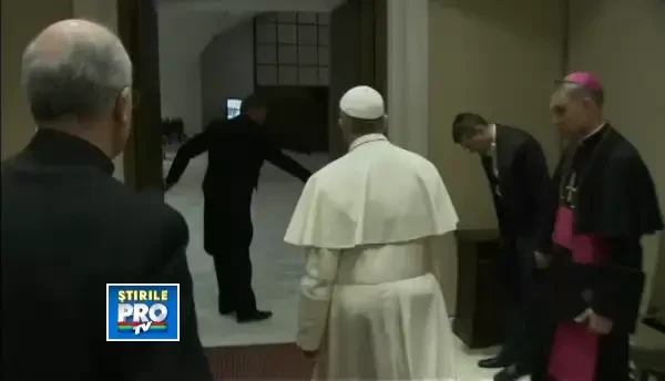 Papa Francisc, in intalnirea cu jurnalistii: As vrea atat de mult o Biserica saraca, pentru saraci