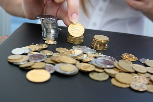 "Europa a salvat bancile, dar a pierdut o generatie." Cea mai mare amenintare din UE abia acum apare