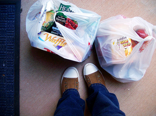 Ce a descoperit o femeie in punga de cumparaturi. "Am crezut ca este ultima zi din viata noastra"