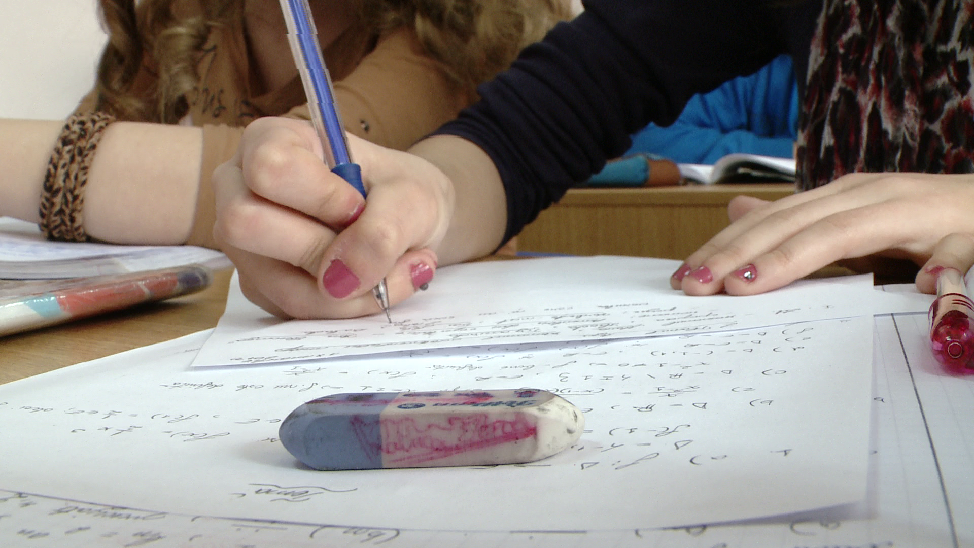 Liceeni speriati de Matematica. Prezenta sub asteptari la simularea examenului de Bacalaureat