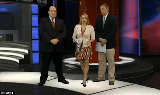 A crezut ca prezinta o stire de ultima ora, insa a avut cea mai frumoasa surpriza din viata ei.VIDEO