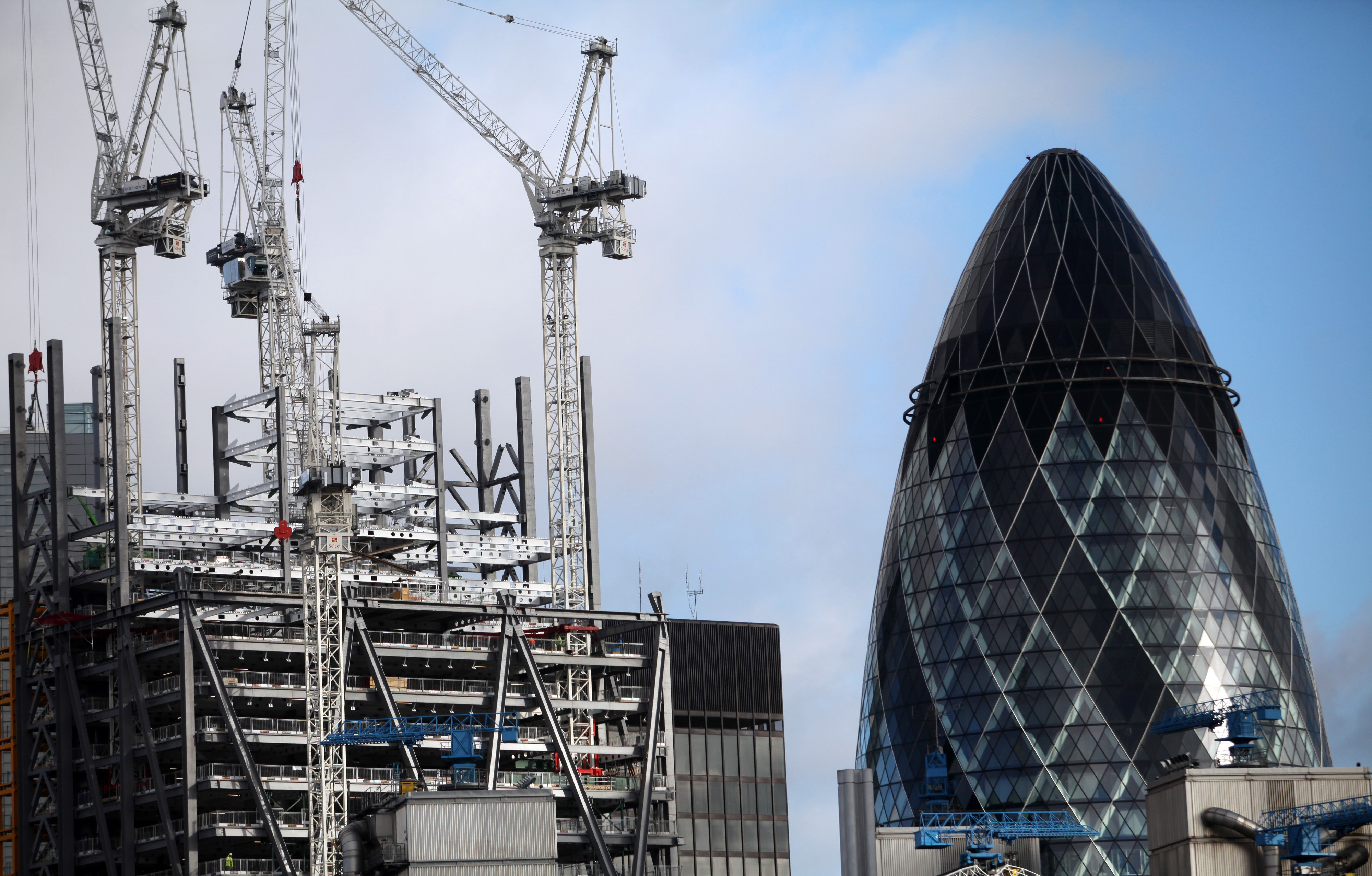 Schimbarile de pe cerul Londrei din ultimele 18 luni. Cum arata gigantul Walkie-Talkie. GALERIE FOTO