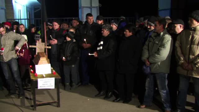 Disperare in randul angajatilor de la Mechel. Dramuiesc si painea si se tem ca vor ramane fara case