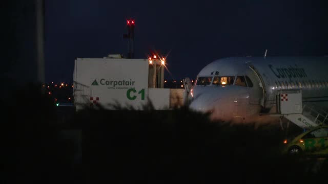 Panica cu repetitie pentru o companie aeriana. Doua avioane au avut probleme