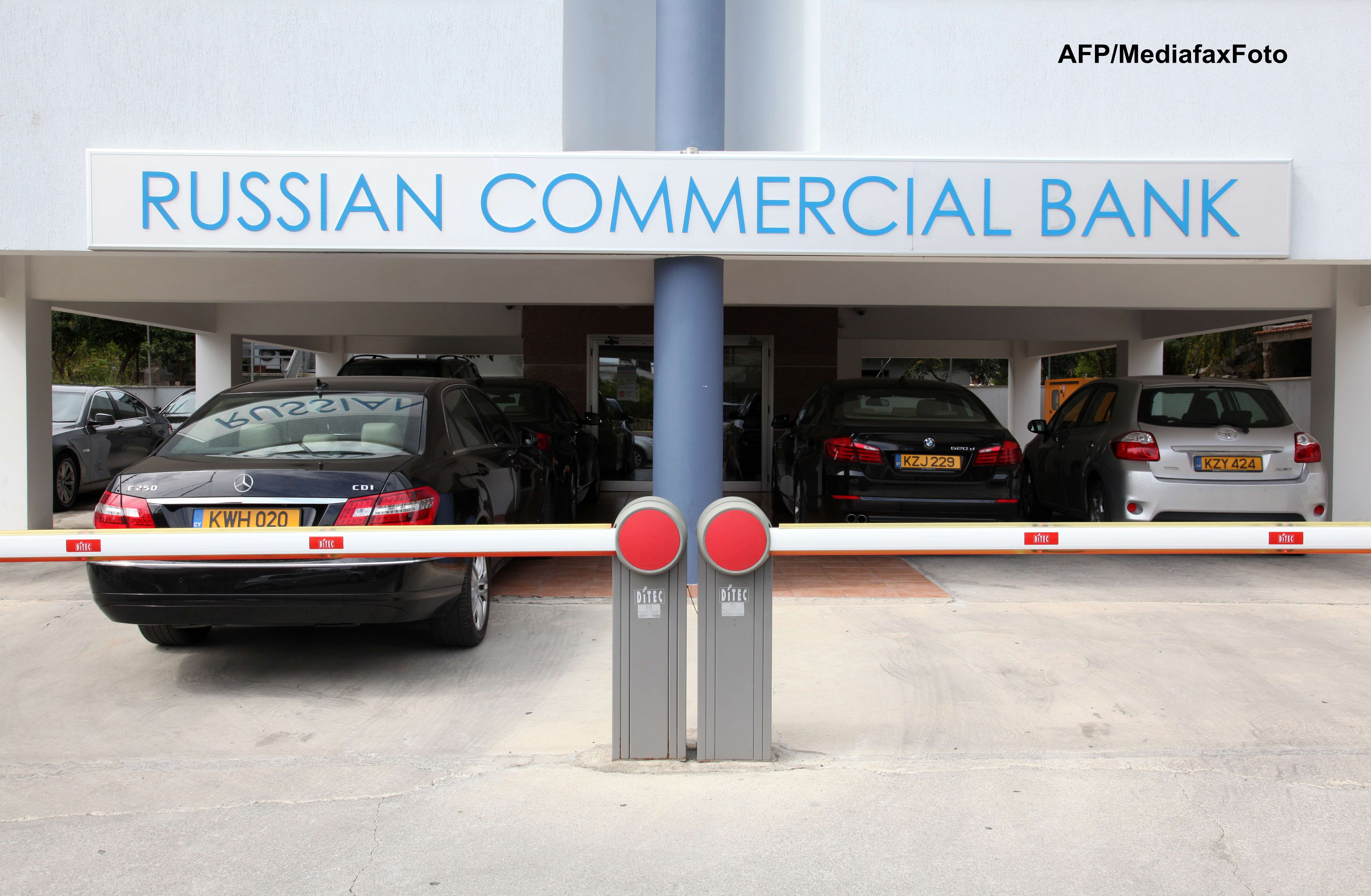 Ministrul cipriot de Finante s-a dus la Moscova sa ceara ajutor. Merkel regreta votul Parlamentului