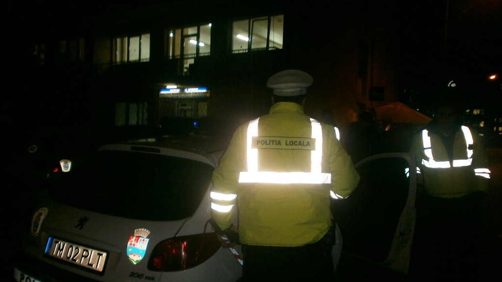 Scandal in Complexul Studentesc. Patru tineri si-au impartit pumni si picioare