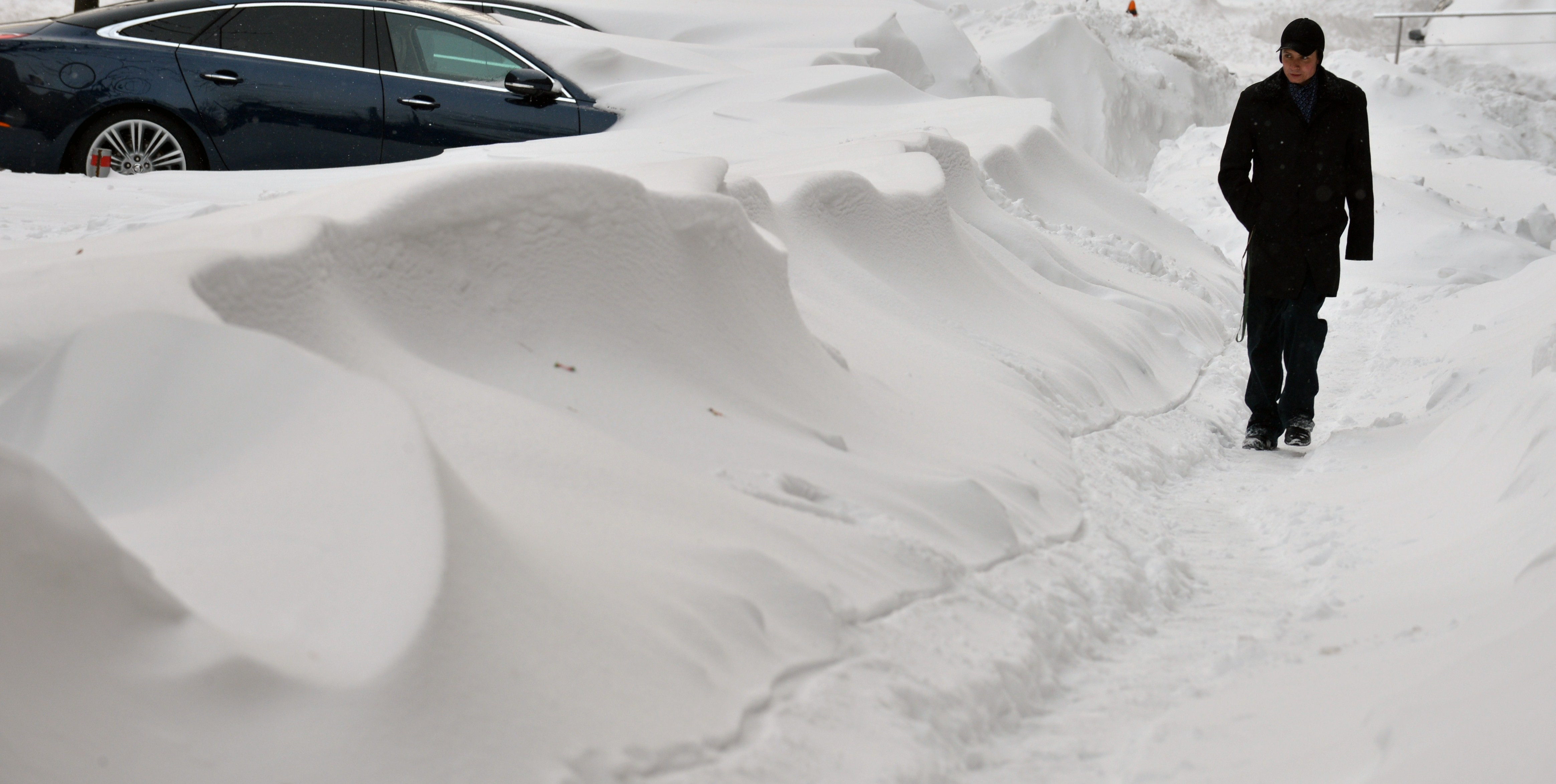 A patra luna de iarna in Europa. Nopti cu -28 de grade in Ucraina, ninsori ca in 1952 in Belgia