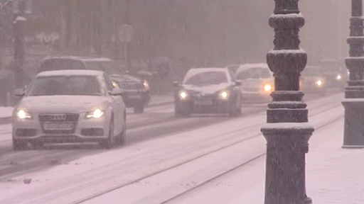 Cod portocaliu de ninsoare in Ungaria si Croatia. Caderi de zapada si vant puternic in Slovenia