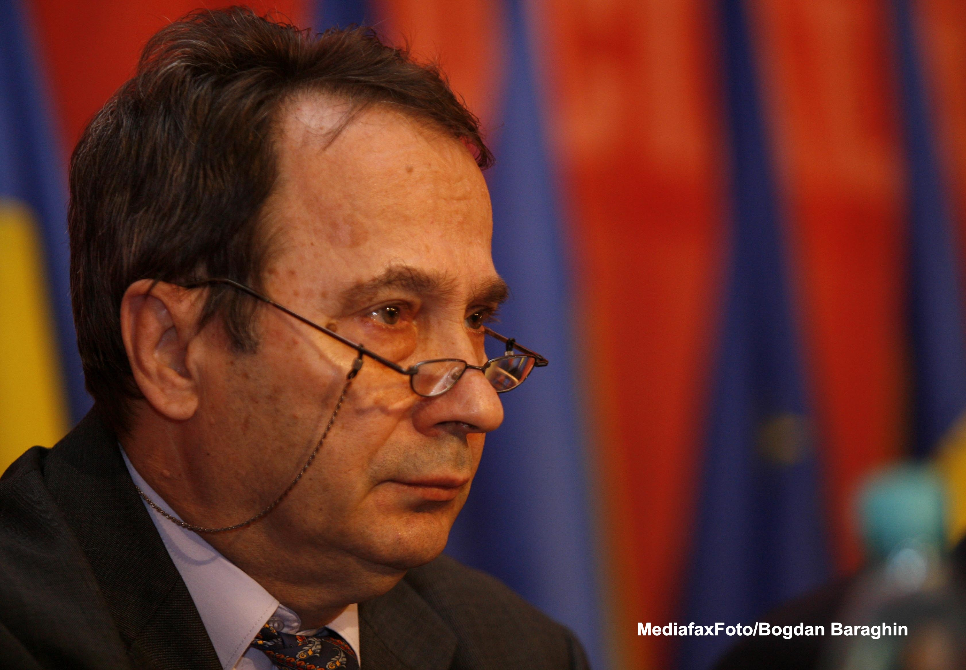 Camera Deputatilor a aprobat numirea lui Valer Dorneanu intr-un post de judecator la CC