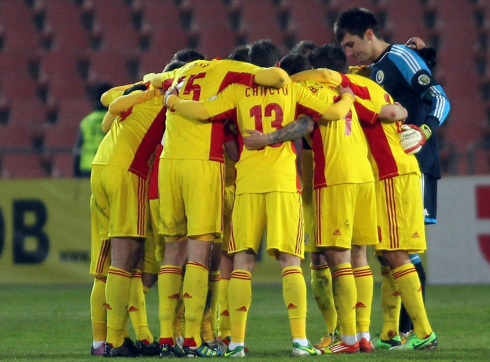 Olanda - Romania, 4-0. Van der Vaart, Lens si Van Persie au marcat pentru Olanda