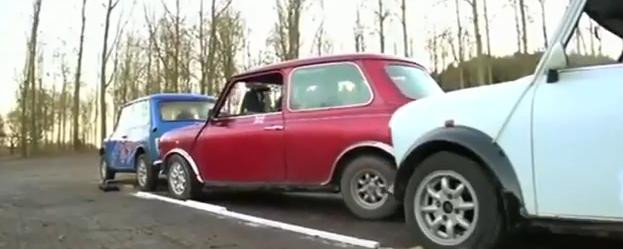 VIDEO. Cea mai tare parcare laterala. Soferul a stabilit un nou record mondial