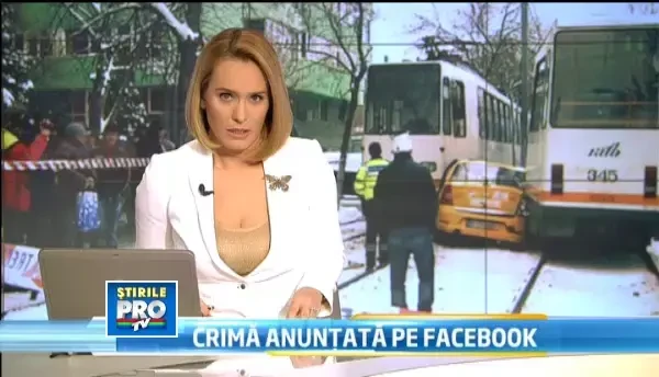 Tanara din taximetrul strivit de cele 2 tramvaie din Capitala s-a ales cu fractura de clavicula