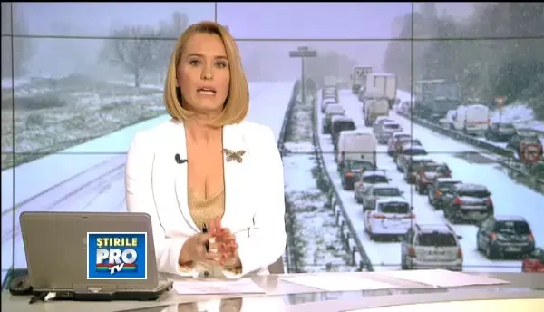 Iarna grea a cuprins Europa. Zeci de masini au ramas blocate la granita dintre Slovenia si Croatia