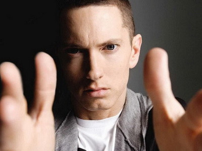 Lovitura pentru un artist celebru din SUA: cumnata lui, care locuia pe strazi, a fost gasita moarta de supradoza