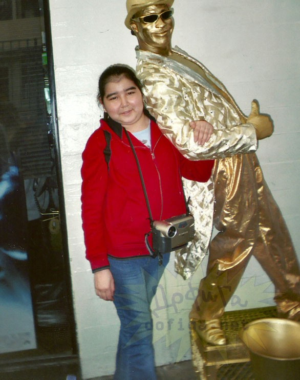 Toti colegii o credeau urata si grasa. Este incredibil in ce s-a trasformat fata din imagine