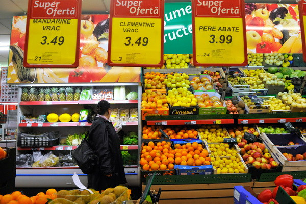 PROGRAMUL MAGAZINELOR de sarbatori. Locurile in care puteti face cumparaturi chiar si in ziua de Revelion