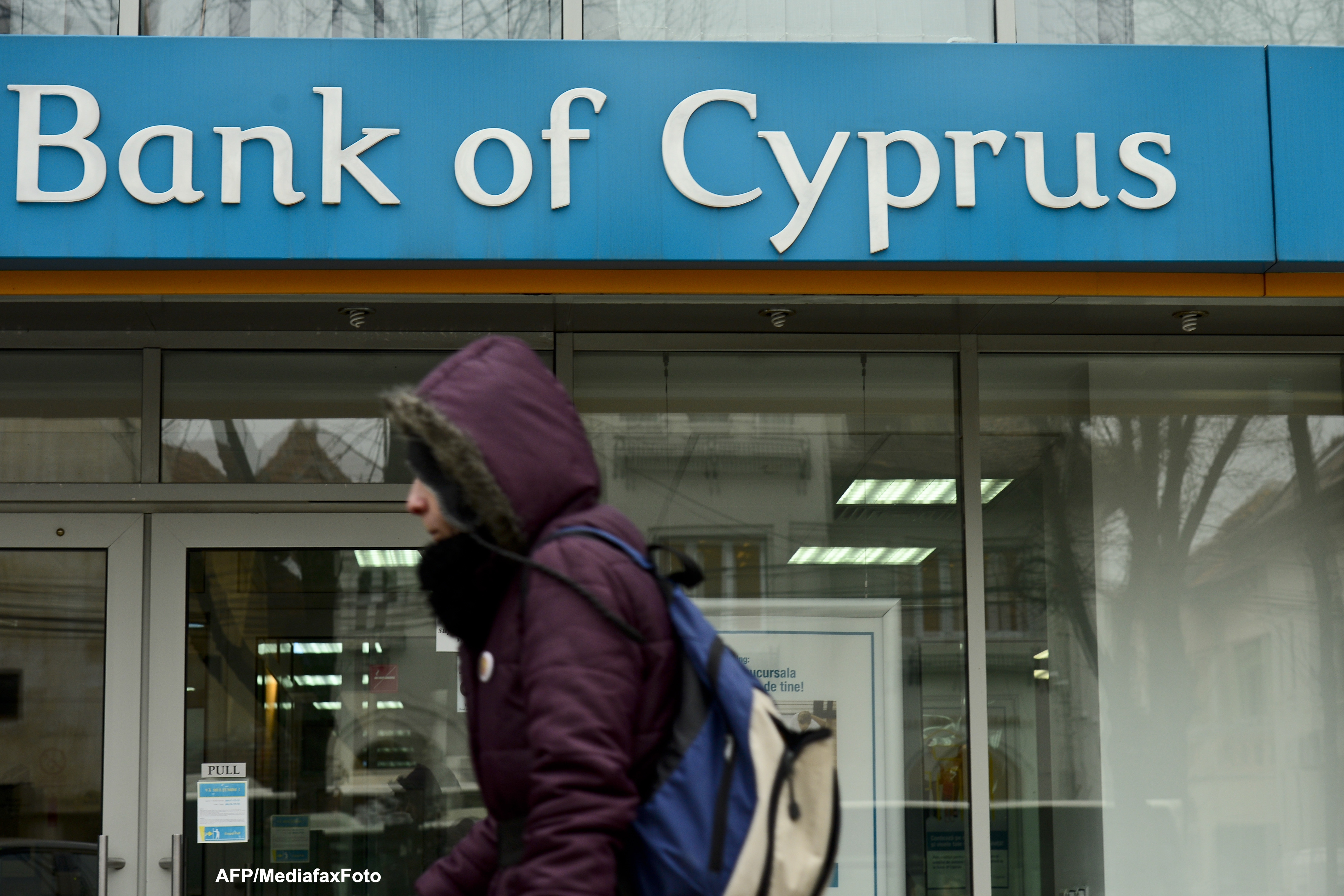 Bank of Cyprus isi inchide temporar sucursala din Romania. Bancomatele raman functionale