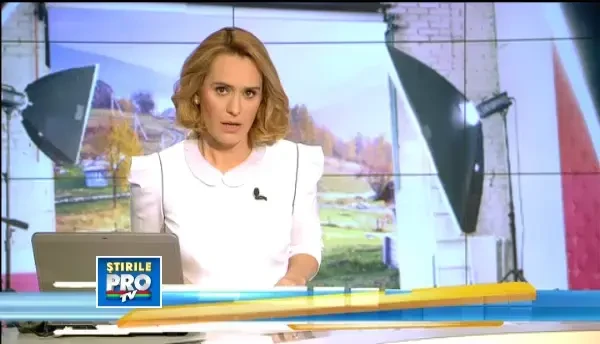 Au dat sute de euro ca sa apara in reclame la TV. Ce au patit romanii care au crezut in acest afis