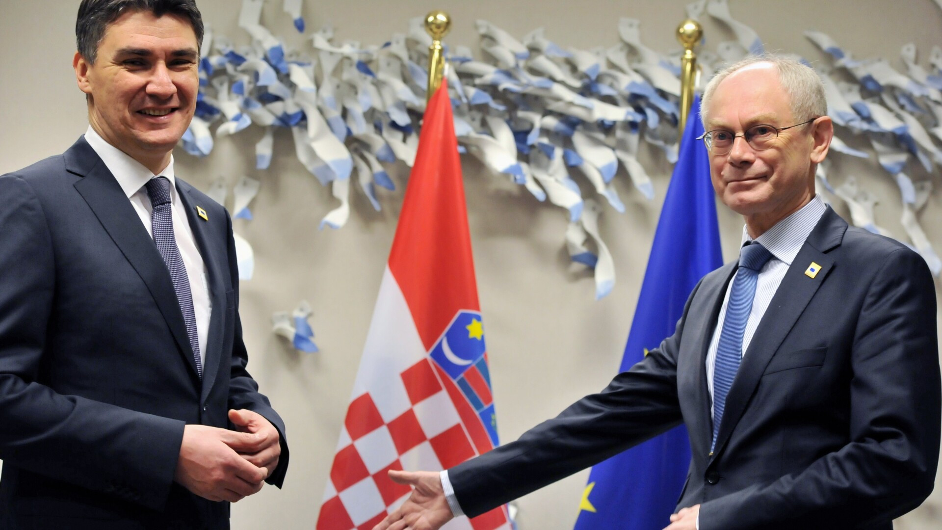 Nu le pasa de criza din Uniunea Europeana. Croatii intra in UE de la 1 iulie: al 28-lea membru