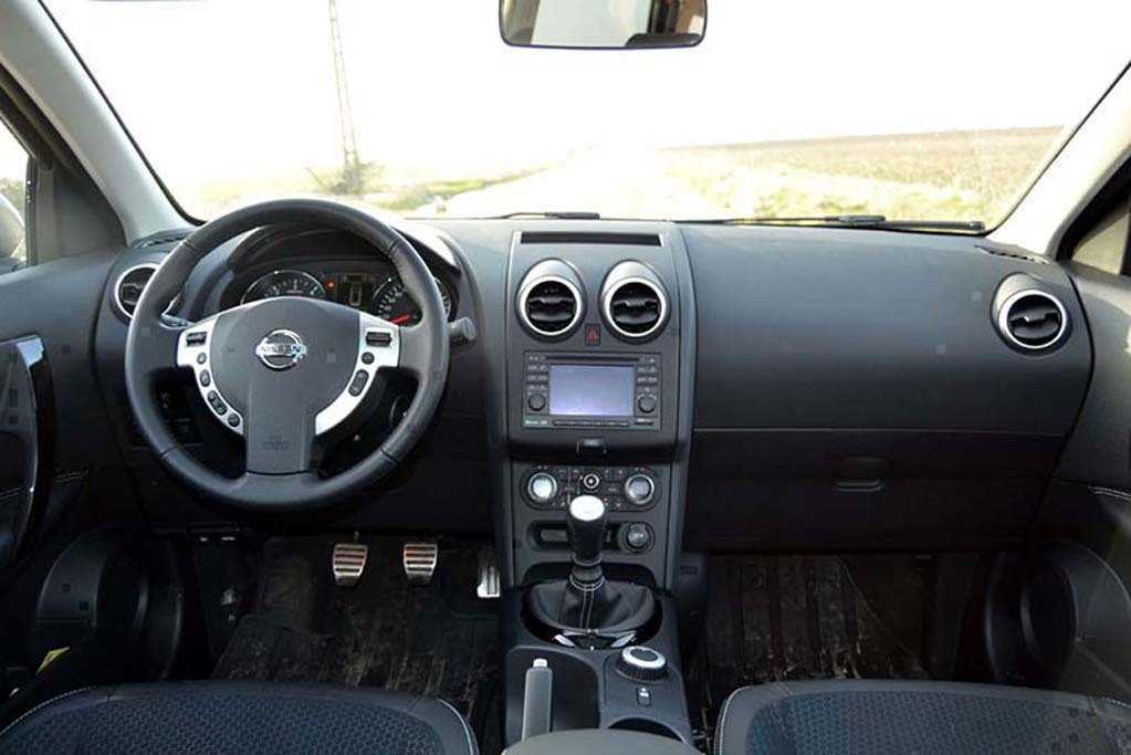 Japoneza de familie cu pretentii de SUV si consum incredibil: 3,5 la suta!