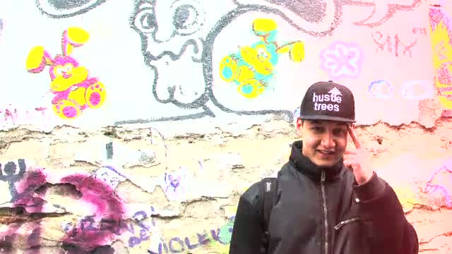 300 de oameni la inmormantarea lui Cosmin. Ritmurile de hip-hop au insotit cortegiul pana la cimitir