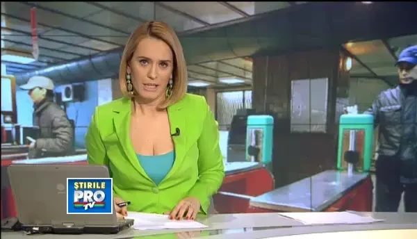 Banalul "SMS" devine cardul nostru de cumparaturi. Propunerea companiilor romanesti