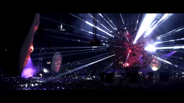 Peste 10.000 de oameni sunt asteptati sambata la spectacolul Sensation, Source of Light