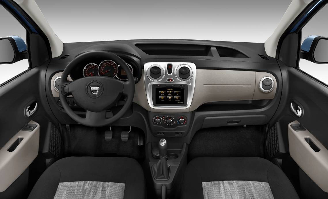 Nemtii au comparat o Dacie cu un Volkswagen. Rezultatele sunt surprinzatoare GALERIE FOTO