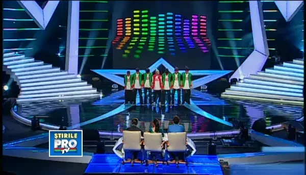 ROMANII AU TALENT, sezonul 3. Dansatorii de la UST Freestylers Crew au facut spectacol pe scena