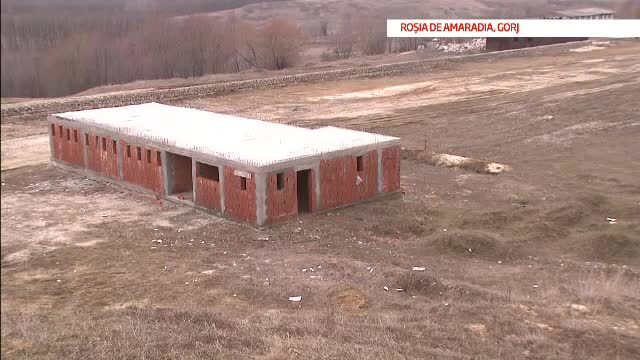 proiecte la tara, cladiri neterminate, noroi, RTI - 12