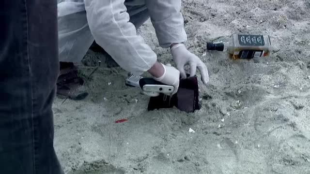 Descoperire socanta pe o plaja din Mamaia. Valurile au adus la mal trupul unui tanar