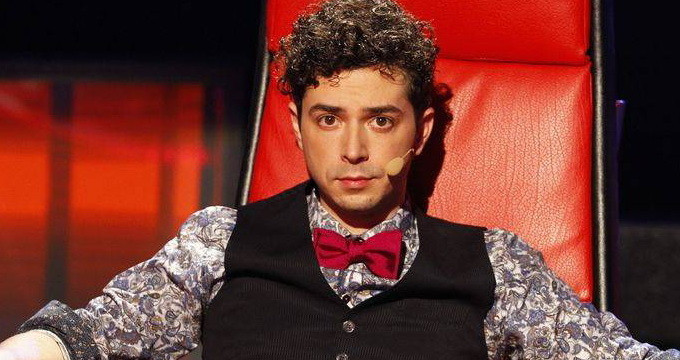 Nimeni nu l-a mai vazut in aceasta ipostaza. Cum arata Marius Moga inainte de a deveni vedeta