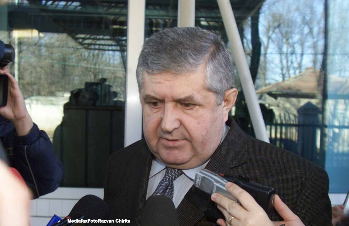 Propunerea privind sanctionarea deputatului PSD Gavril Mirza, rediscutata. Colegii nu sunt de acord