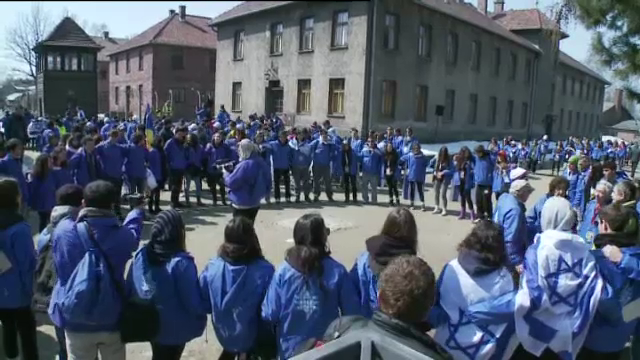 Marsul celor vii, ceremonia de comemorare a celor 6 mil de victime ale Holocaustului de la Auschwitz