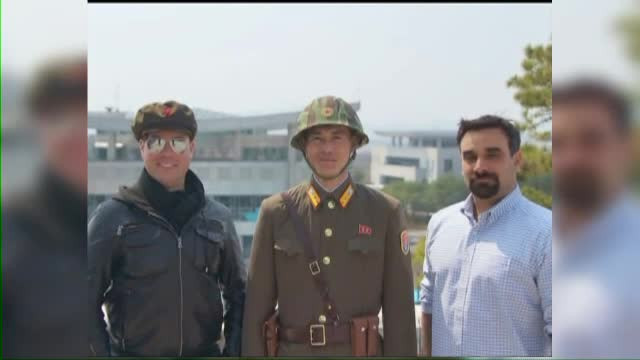 Povestile a doi turisti americani, care au mers in vacanta in Coreea de Nord