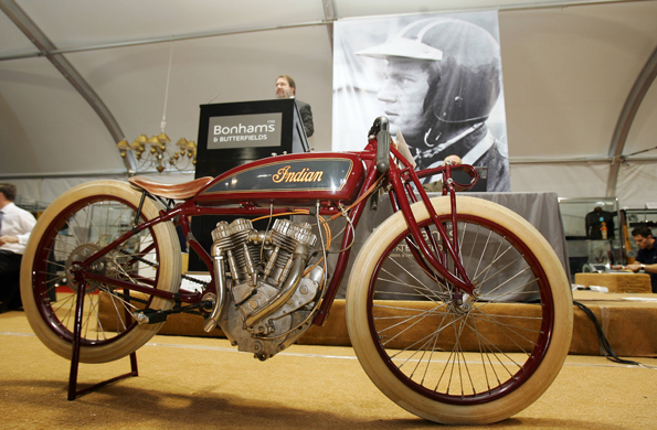 Licitatie pentru una dintre cele mai frumoase motociclete din istorie: "Acesta este motorul de suflet al actorului Steve McQueen "