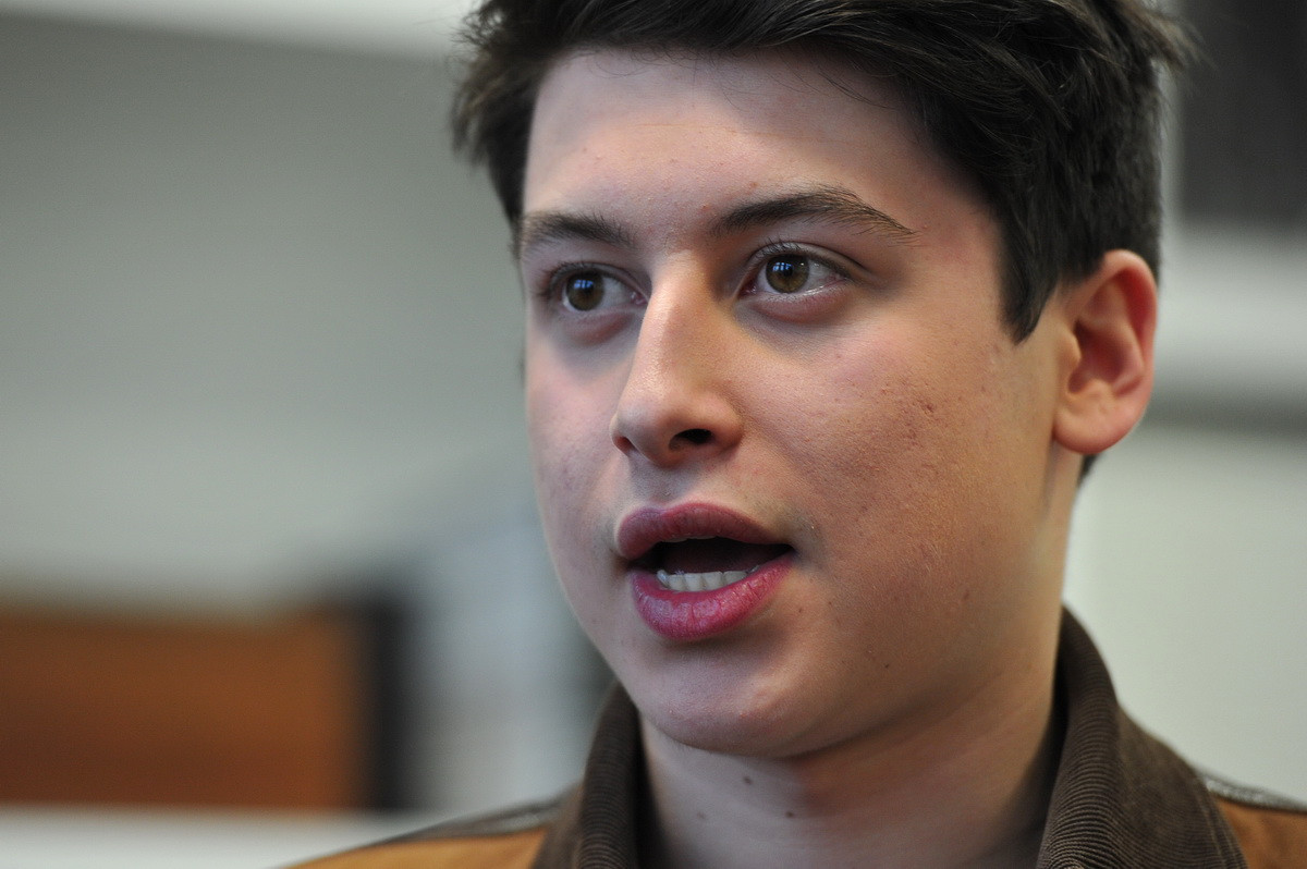 Adevaratul motiv pentru care Yahoo a dat 30 mil. dolari pe aplicatia unui pusti de 17 ani