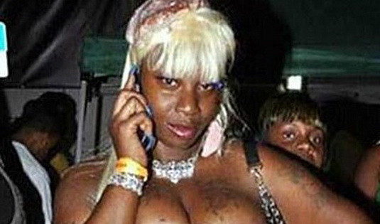 "Ce e aia? Sunca?". Cum a aparut aceasta tanara intr-un club din SUA. FOTO