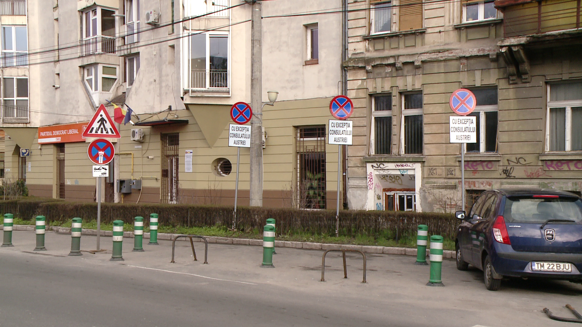 Un nou episod din "serialul" semnelor de circulatie montate anapoda: prejudiciu de 3 milioane de lei