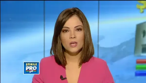 Masina in care se afla un copil, furata din Iasi si abandonata apoi de hot, cu tot cu copil