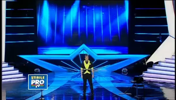 ROMANII AU TALENT. Iluzionistul Cristi Gache si-a cerut iubita in casatorie in direct