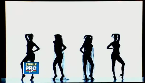 ROMANII AU TALENT. Mihai Petre, fermecat de surorile Ilie: