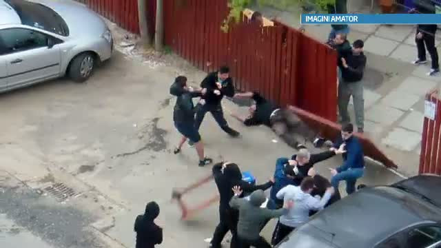 Bilantul ridicol al politistilor dupa luptele de strada dintre huligani inainte de Rapid - Steaua