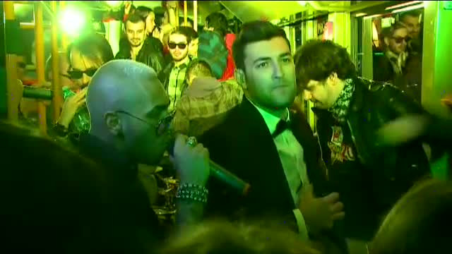 ProFM sarbatoreste cei 20 de ani cu primul concert LIVE intr-un tramvai in miscare