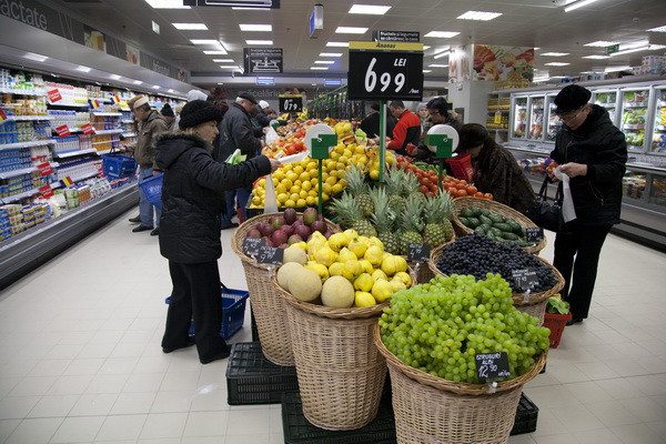 Premiera in Romania. Ce decizie a luat unul dintre cele mai mari lanturi de hipermarketuri de la noi