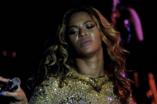 Fanii, in stare de SOC. Cum a APARUT Beyonce pe scena: "Putea sa fie COMPLET GOALA, era fix la fel"