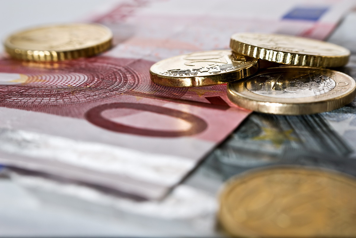 Una dintre cele mai cunoscute meserii din lume, reglementata si-n Romania