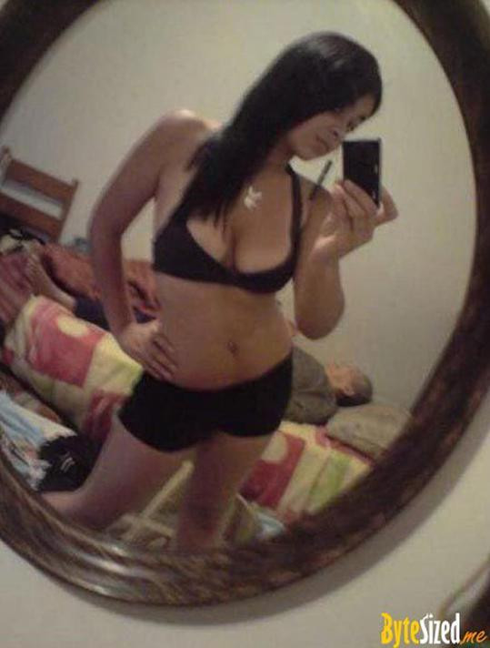 Galerie FOTO.Au vrut sa fie atragatoare, dar aceste fotografii le-au facut de ras. Ce apare in cadru