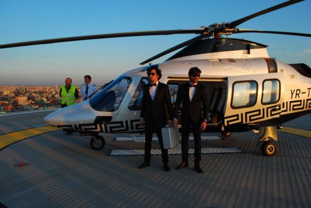 Samsung Galaxy S4 a fost lansat in Romania cu elicopterul. Review George Buhnici la I Like IT